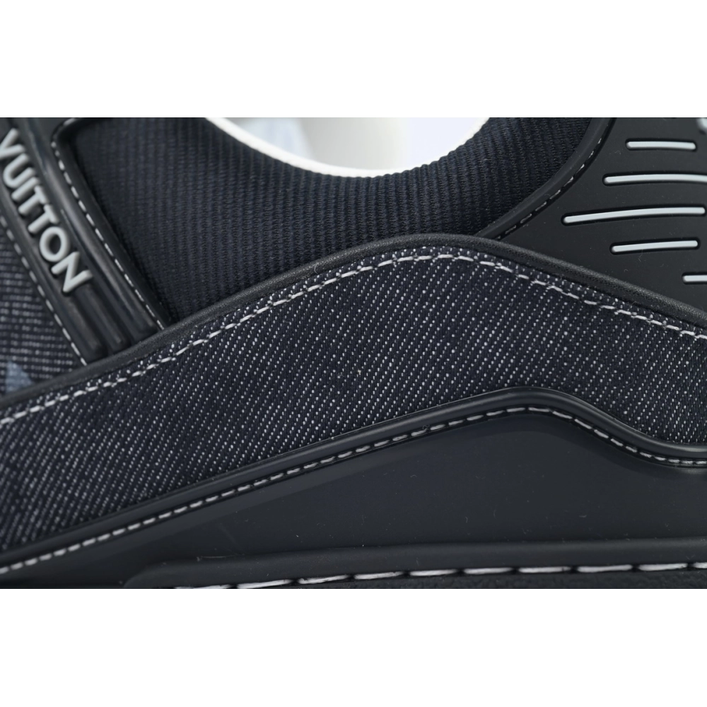 Louis Vuitton Trainer Sneaker Denim Black 1AHSZE