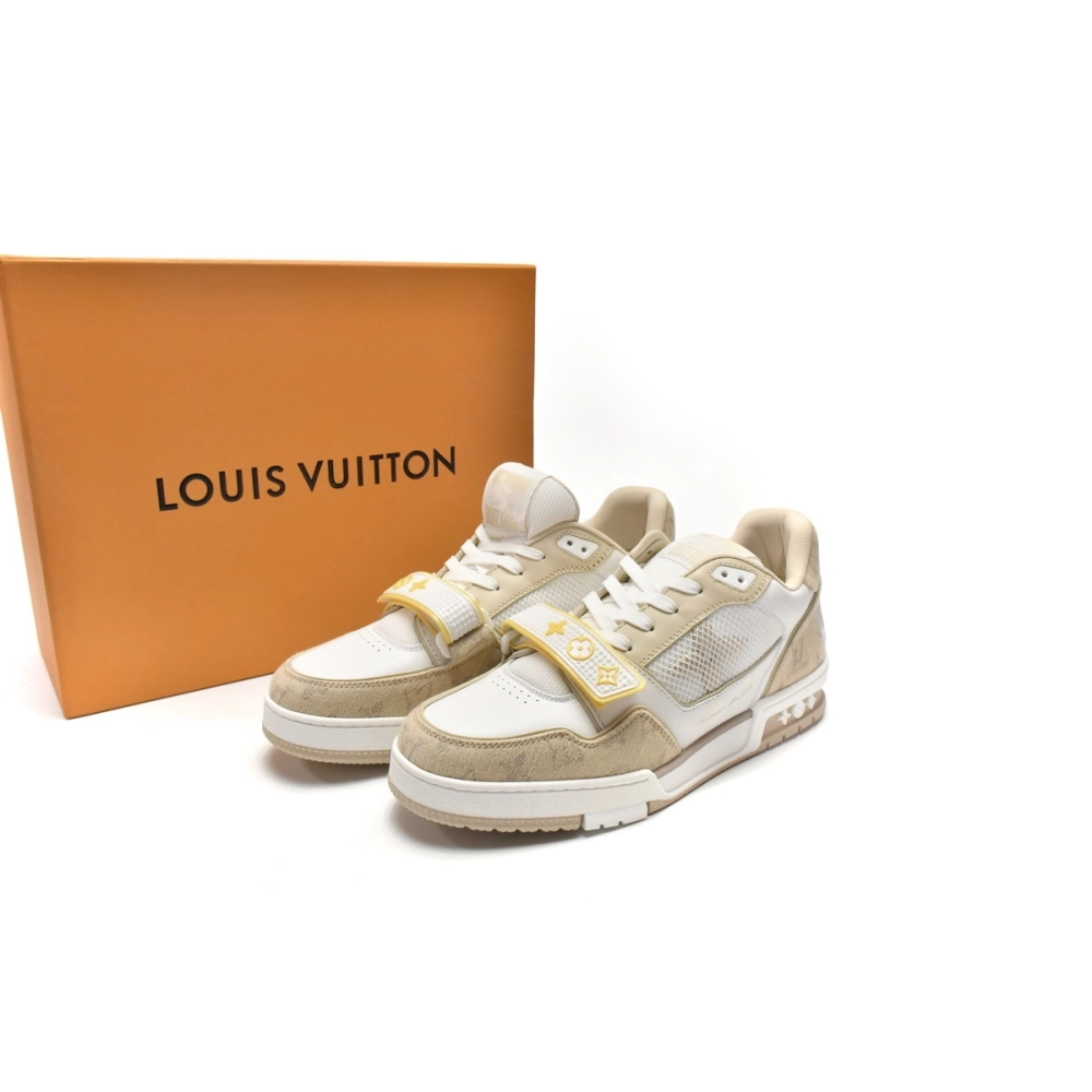 Louis Vuitton Trainer Beige Cloth Cover GO0220