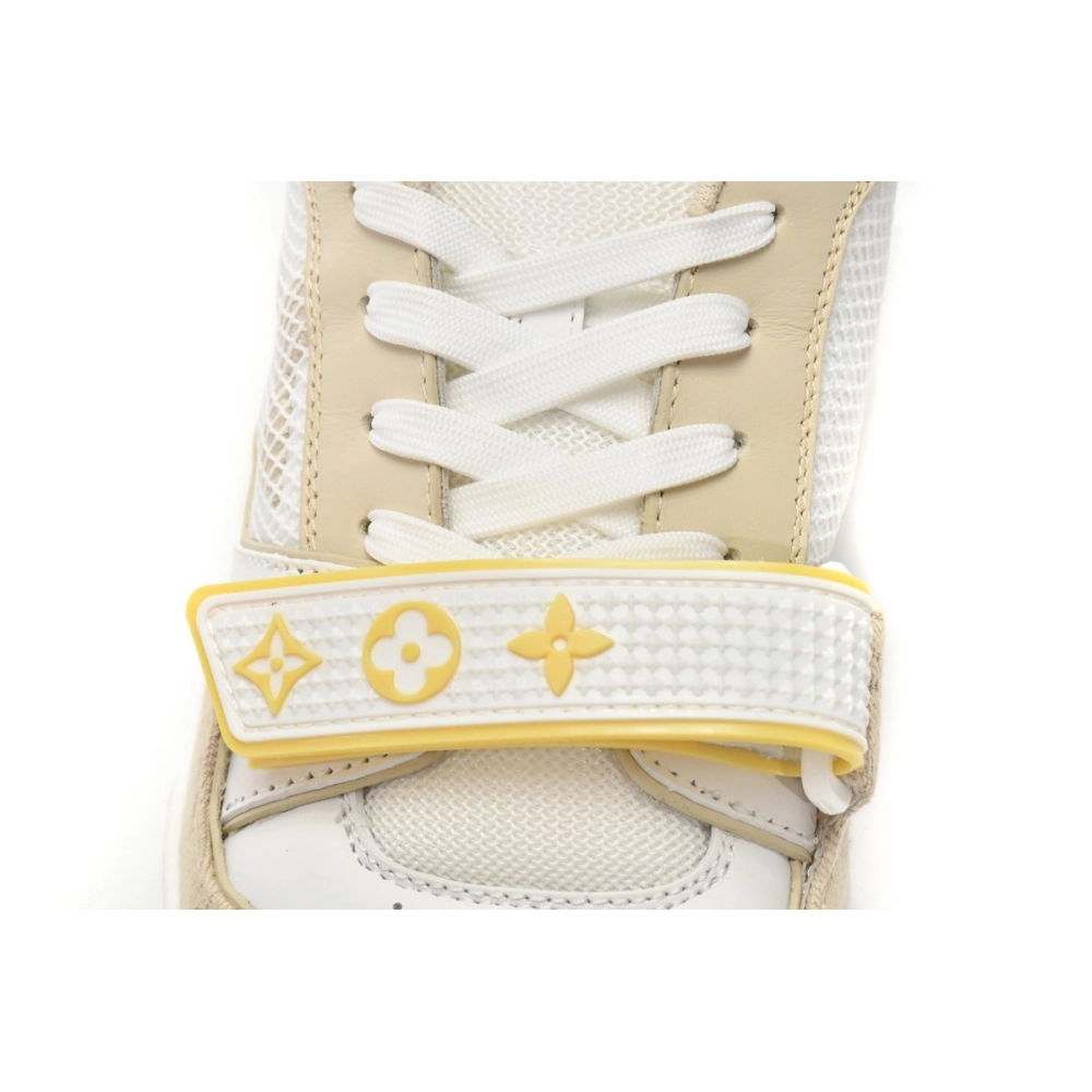 Louis Vuitton Trainer Beige Cloth Cover GO0220