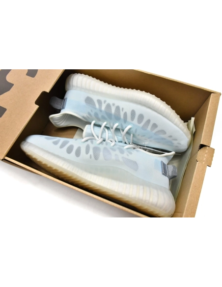 Adidas Yeezy Boost 350 V2 Mono Ice GW2869