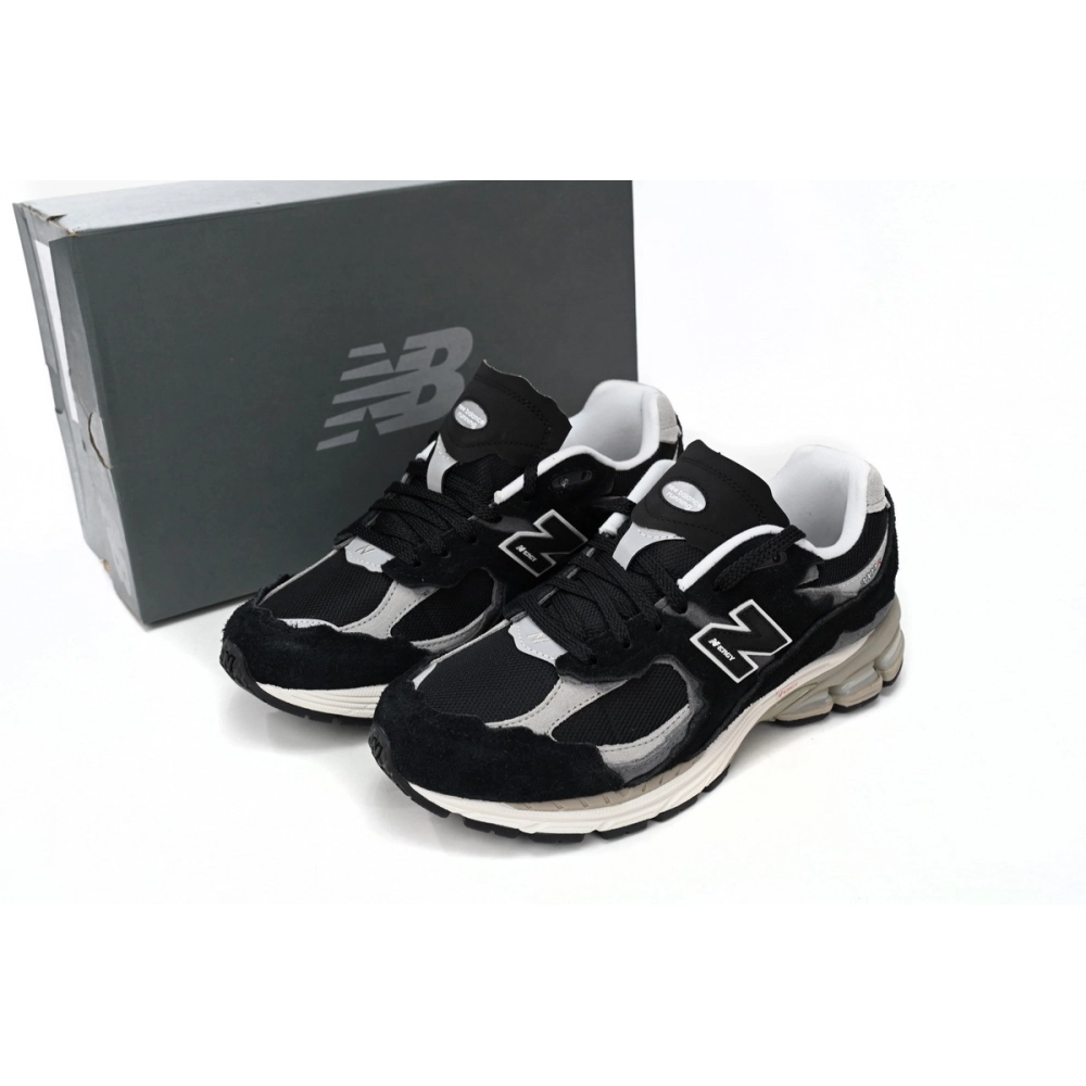 New Balance 2002R Protection Pack Black Grey M2002RDJ