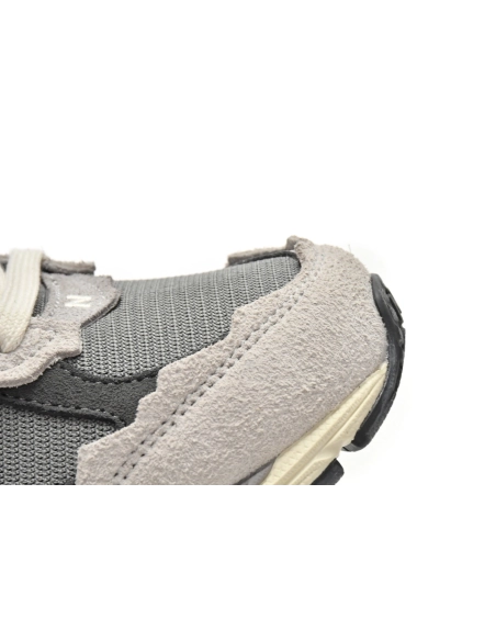 New Balance 2002R Protection Pack Rain Cloud M2002RDA