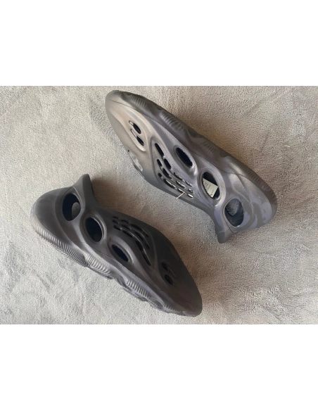 adidas Yeezy Foam Runner Mineral Blue GV7903