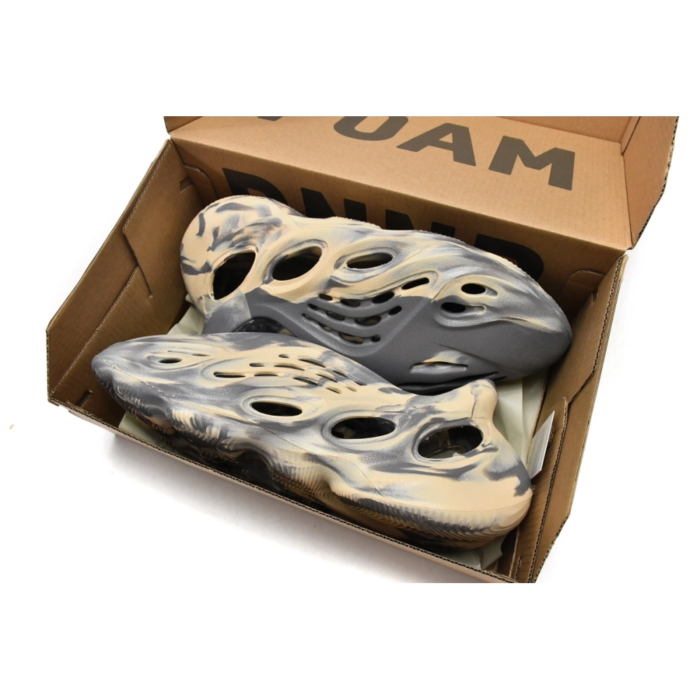 adidas Yeezy Foam Runner MXT Moon Grey GV7904