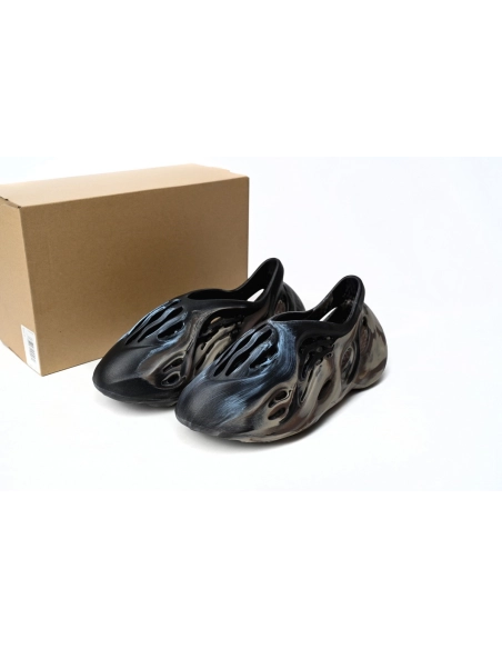 adidas Yeezy Foam Runner MX Brown Blue ID4126