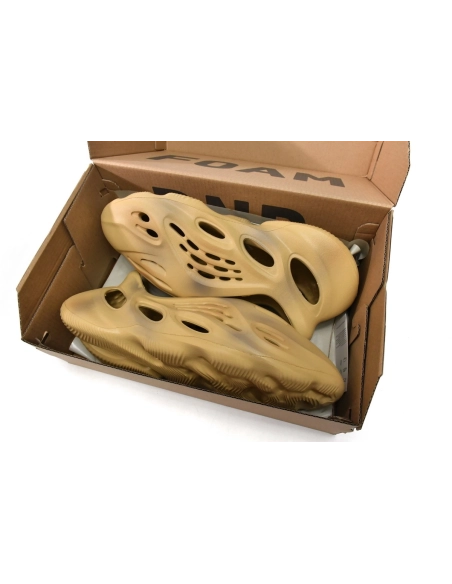 adidas Yeezy Foam Runner Desert Sand GV6843