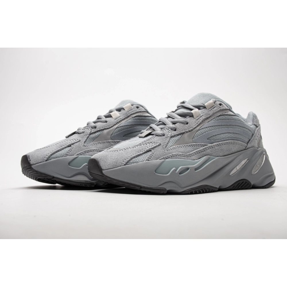 Adidas Yeezy 700 V2 Hospital Blue FV8424