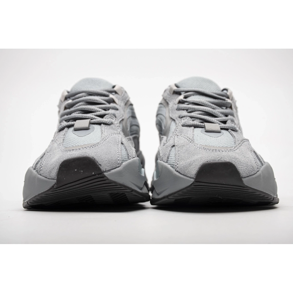 Adidas Yeezy 700 V2 Hospital Blue FV8424