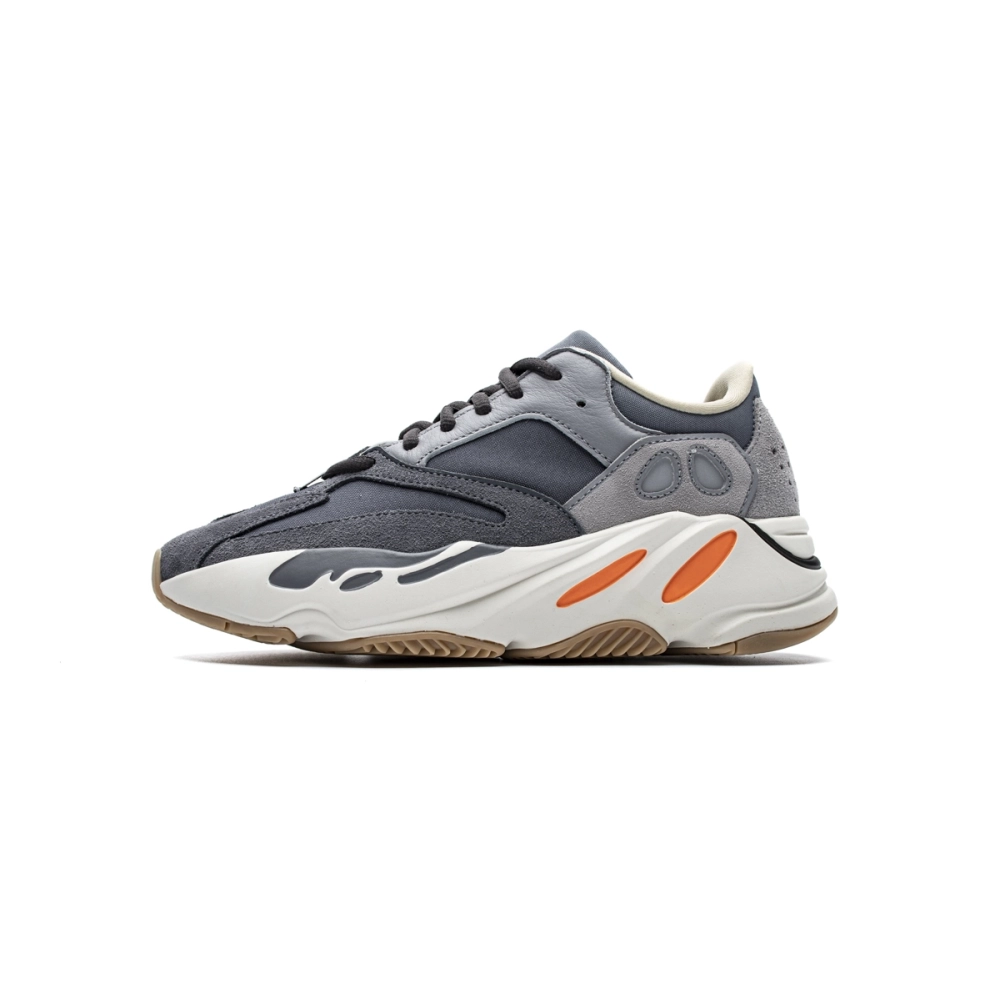 Yeezy Boost 700 Magnet FV9922