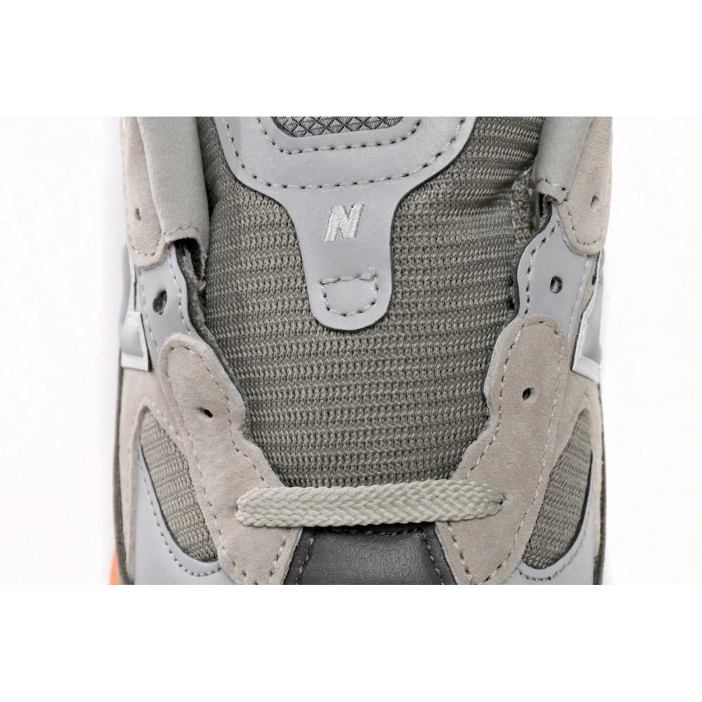 New Balance 992 WTAPS M992WT