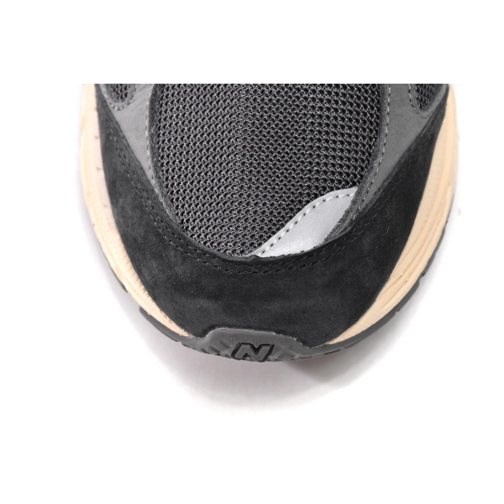 New Balance 2002R Black Dark Grey M2002RHO