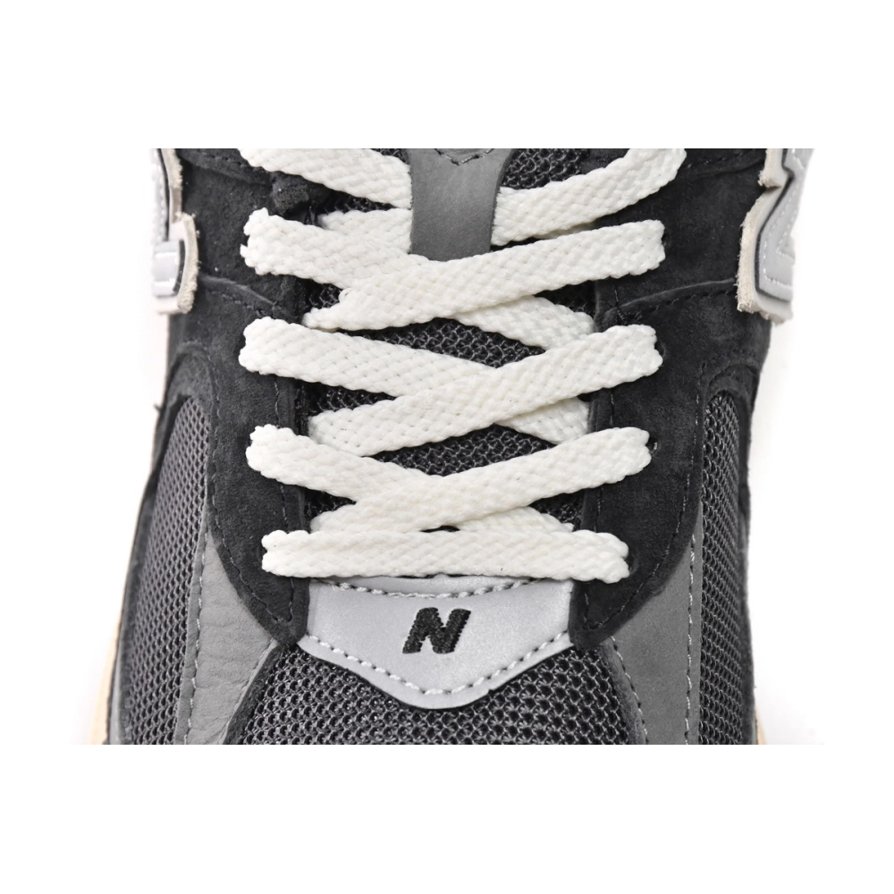 New Balance 2002R Black Dark Grey M2002RHO