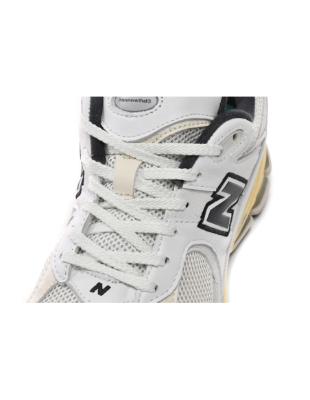 New Balance 2002R Thisisneverthat White ML2002RT