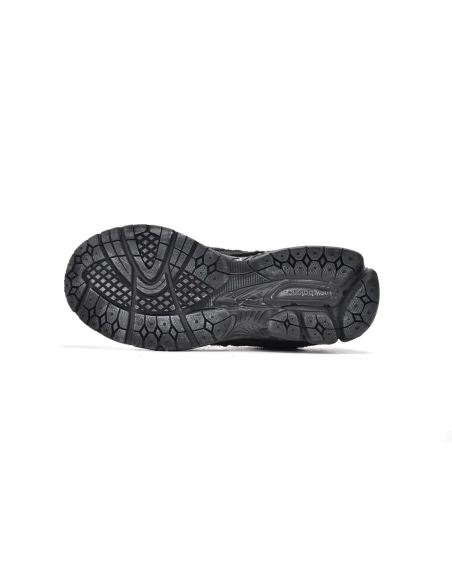 New Balance 2002R Protection Pack Phantom M2002RDB