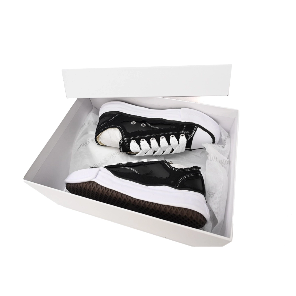 Mihara Yasuhiro White And Glossy Black A04FW710 NO.782