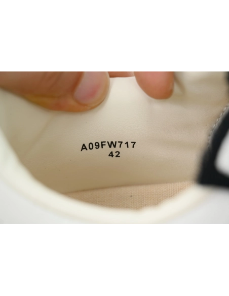 Mihara Yasuhiro Canvas White NO.705