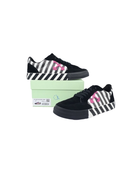 Off-White Vulc Low Black White OMIA085R20C210180129