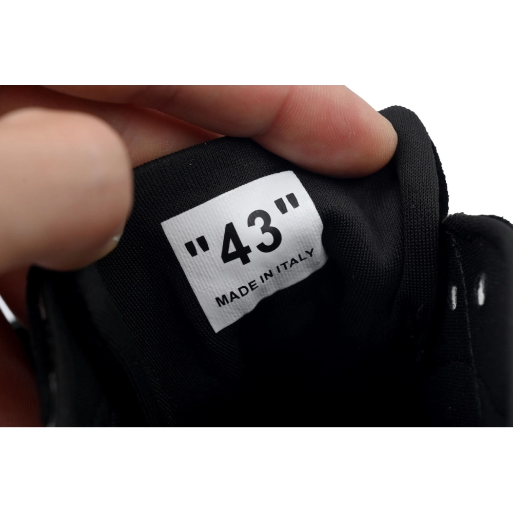 Off-White Vulc Low Black White OMIA085R20C210180129