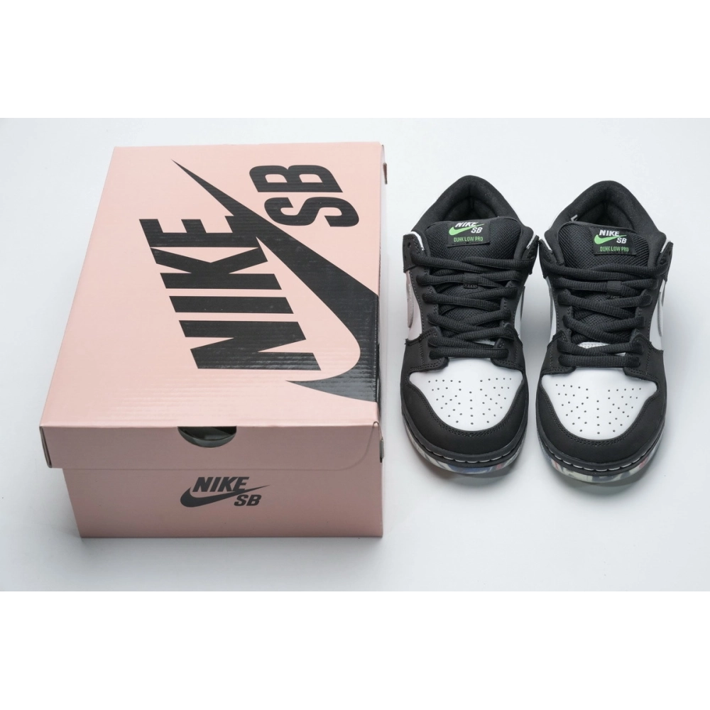 Nike Dunk SB Low Staple Panda Pigeon BV1310-013