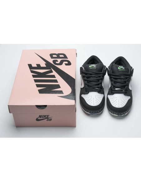 Nike Dunk SB Low Staple Panda Pigeon BV1310-013