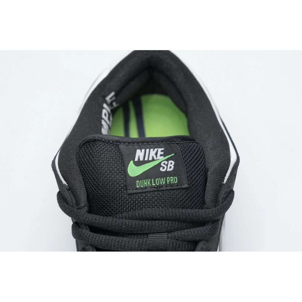 Nike Dunk SB Low Staple Panda Pigeon BV1310-013