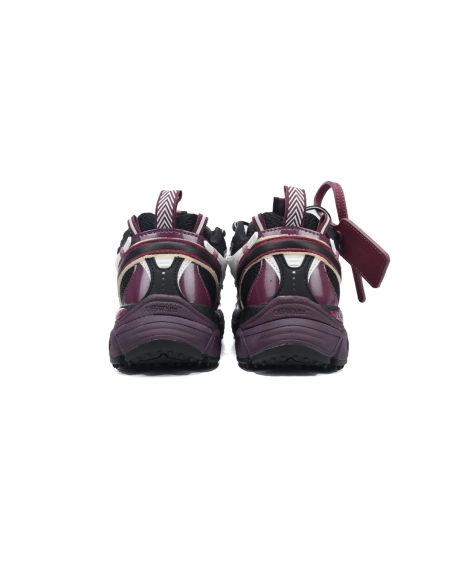 Off-White Be Right BacK Claret