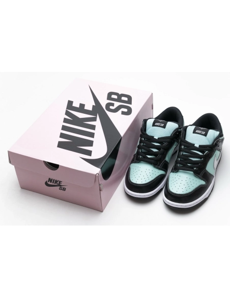 Nike Dunk SB Low Diamond Supply Co. Aqua Blue 304292-402