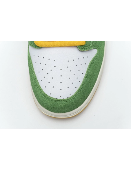 Nike Dunk SB Low Bucks 804292-132