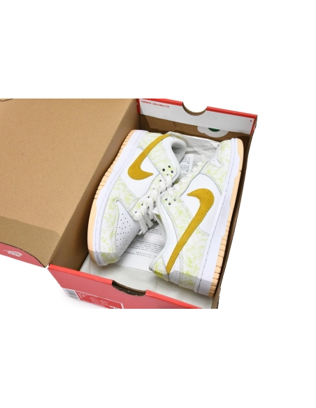 Nike Dunk Low Yellow Strike DM9467-700