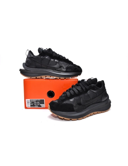 Nike Vaporwaffle sacai Black Gum DD1875-001