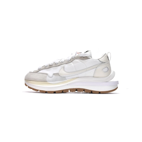 Nike Vaporwaffle sacai Sail Gum DD1875-100