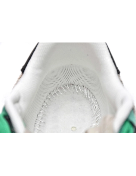 Sacai x Nike Pegasua Vaporfly String Black Villain Red CI9928-301