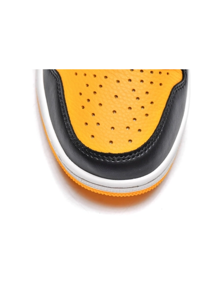 Air Jordan 1 Retro High OG Yellow Toe 555088-711