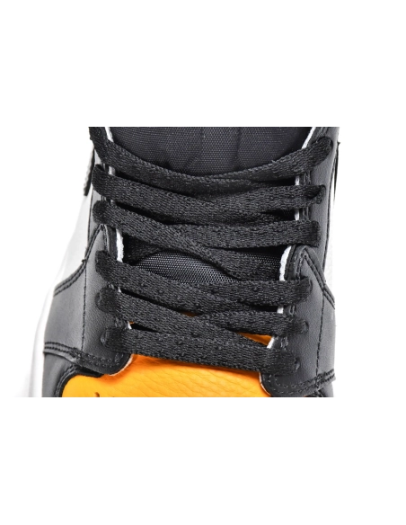 Air Jordan 1 Retro High OG Yellow Toe 555088-711