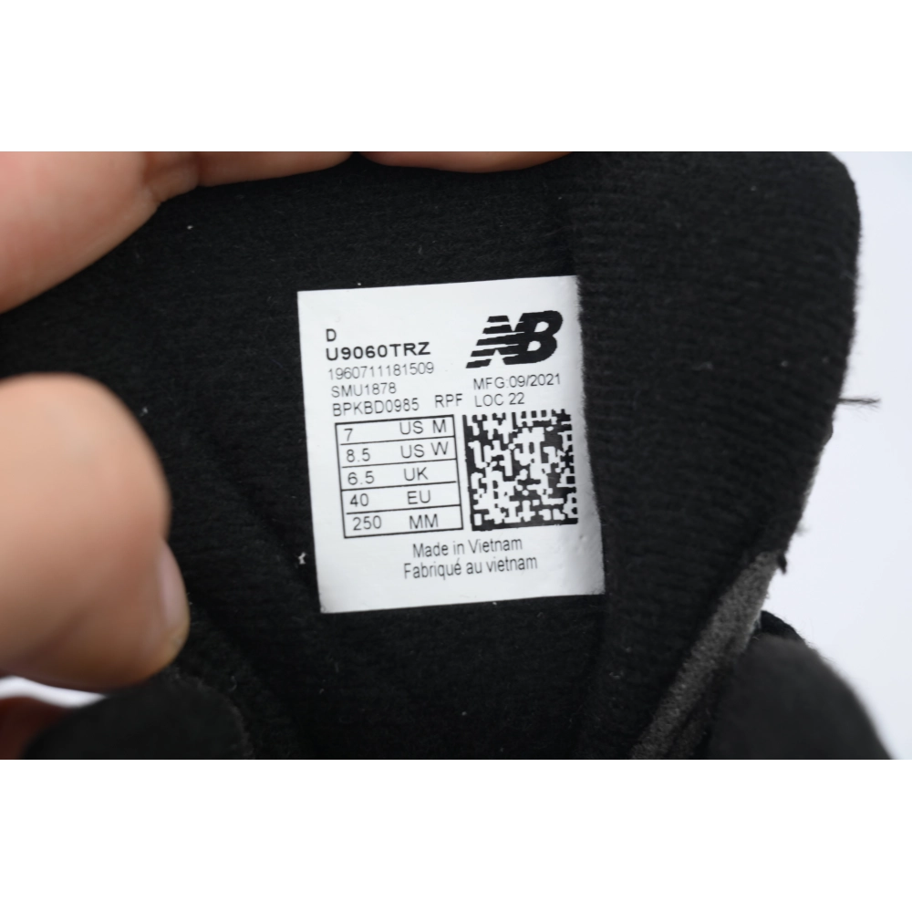 New Balance 9060 Black Yellow