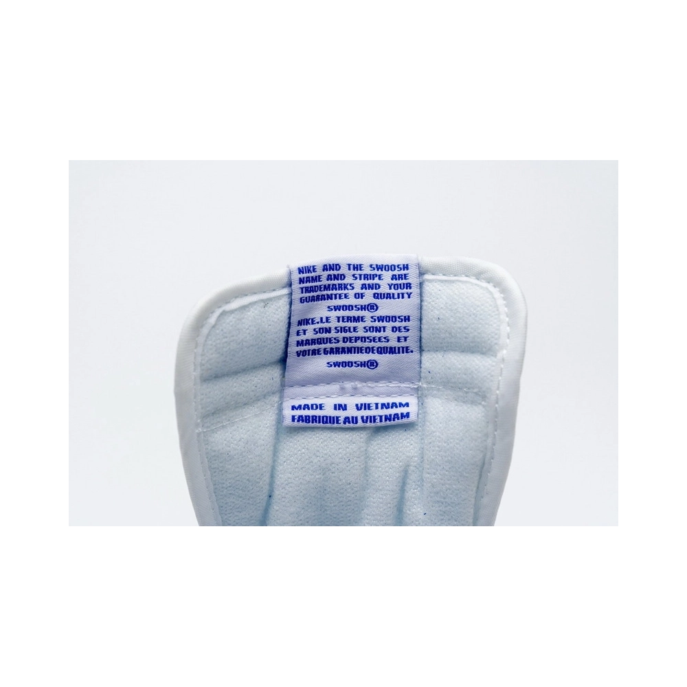 Nike Dunk SB Low SP Kentucky CU1726-100