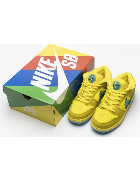 Nike Dunk SB Low Grateful Dead Bears Opti Yellow CJ5378-700