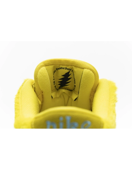 Nike Dunk SB Low Grateful Dead Bears Opti Yellow CJ5378-700