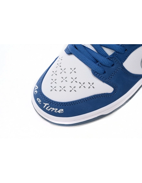 Nike SB Dunk Low Born x Raised One Block At A Time FN7819-400