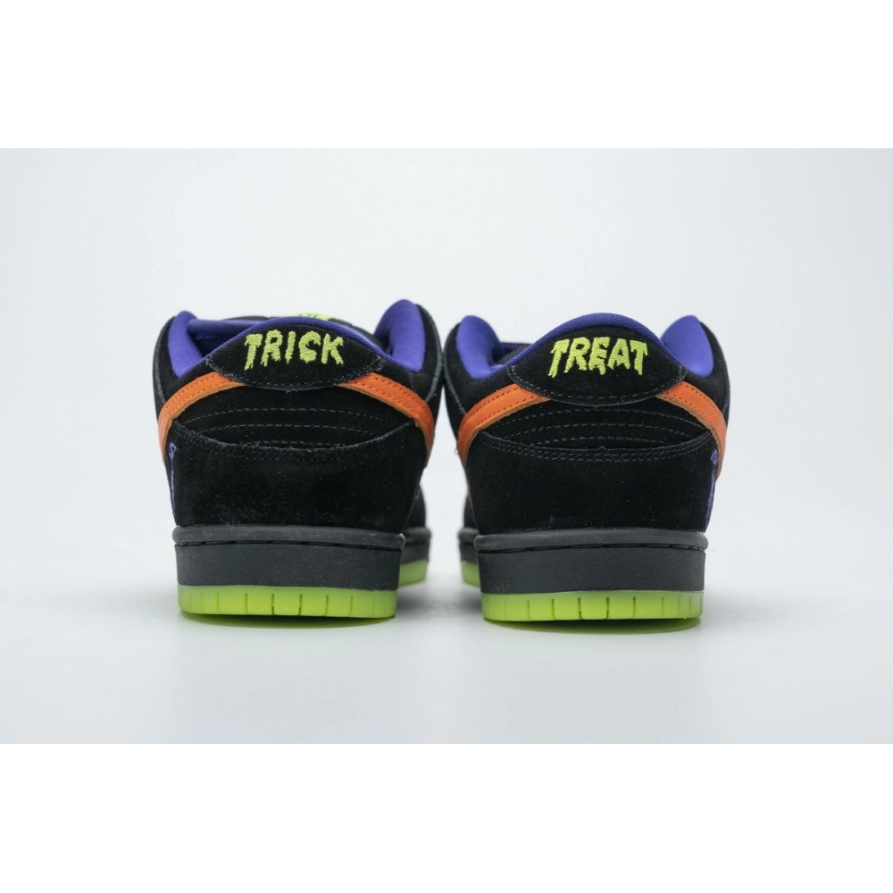 Nike Dunk SB Low Night of Mischief Halloween BQ6817-006