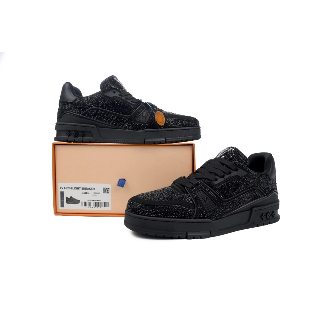 Louis Vuitton Trainer Full Black Diamond Sneakers
