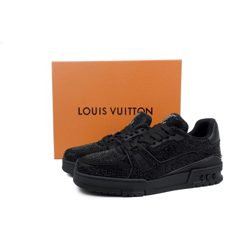 Louis Vuitton Trainer Full Black Diamond Sneakers