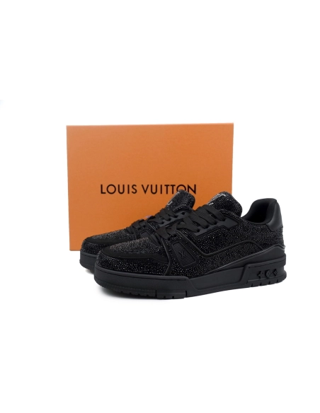 Louis Vuitton Trainer Full Black Diamond Sneakers