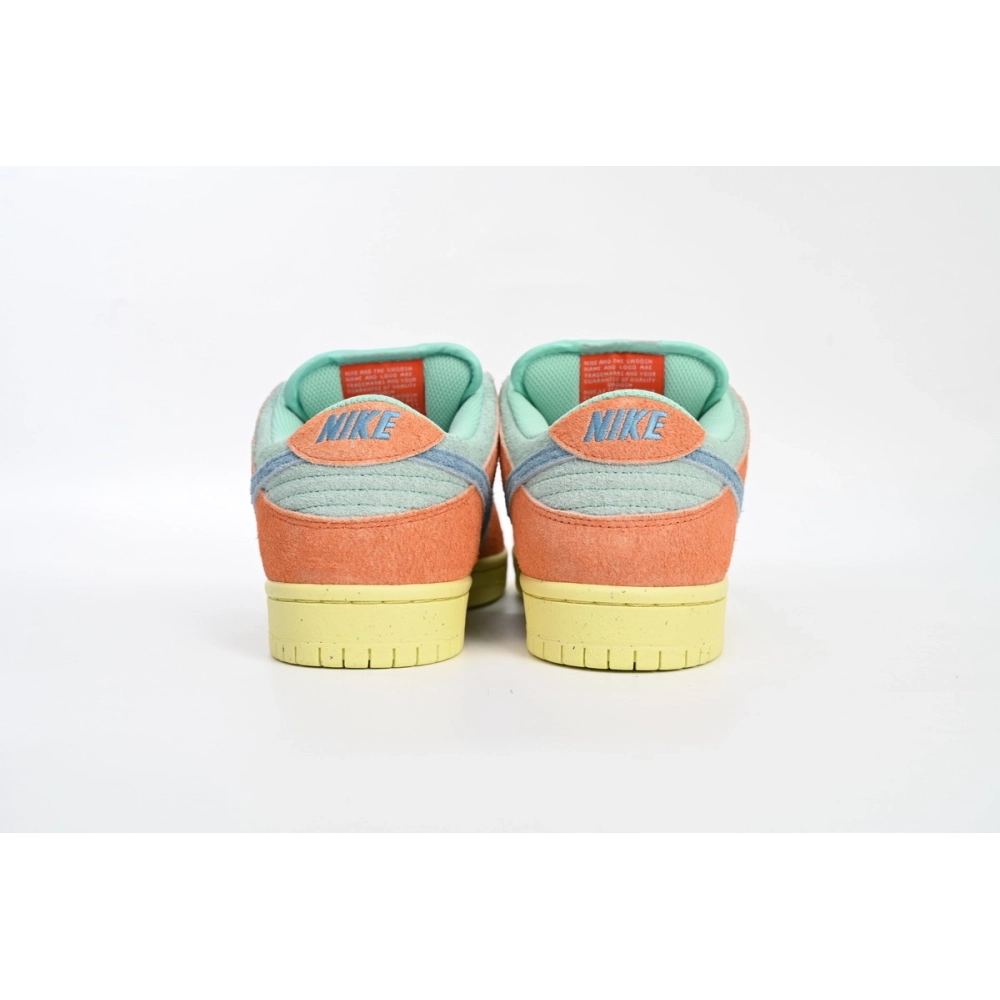 Nike SB Dunk Low Orange Emerald Rise DV5429-800