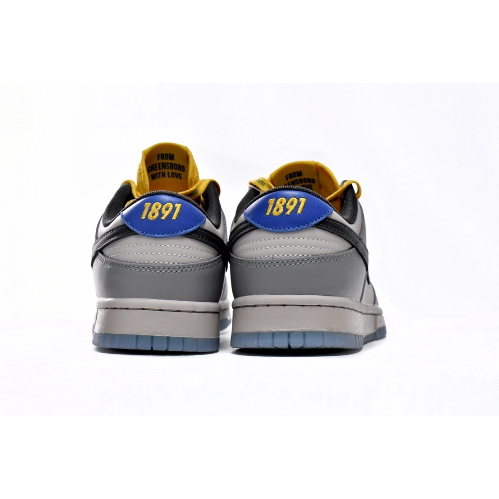 Nike Dunk Low North Carolina AT DR6187-001
