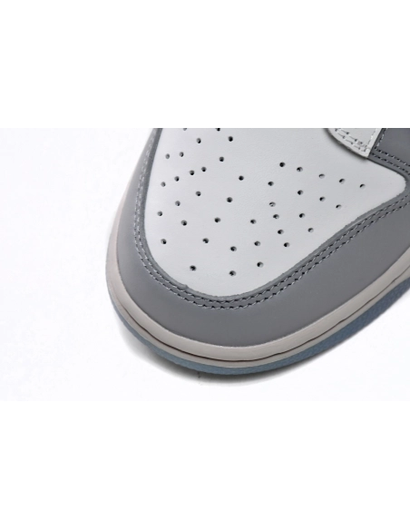 Nike Dunk Low North Carolina AT DR6187-001