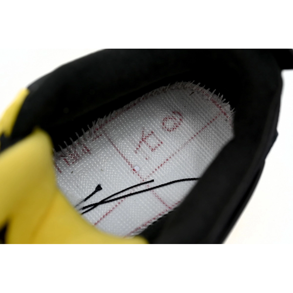 Air Jordan 4 Retro Thunder DH6927-017