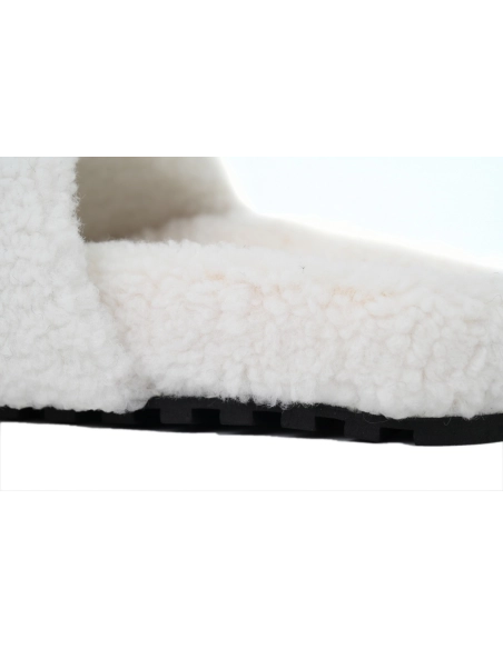 Louis Vuitton Bom Dia Shearling Flate Slippers White