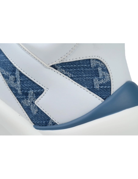 Louis Vuitton Archlight Sneakers 1ACHUP