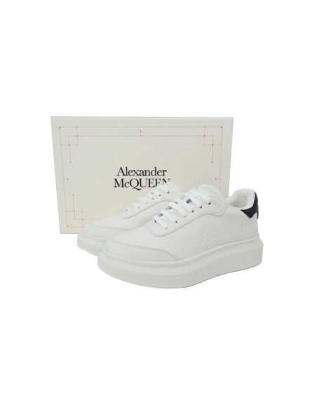 Alexander McQueen Sneaker Black Tail